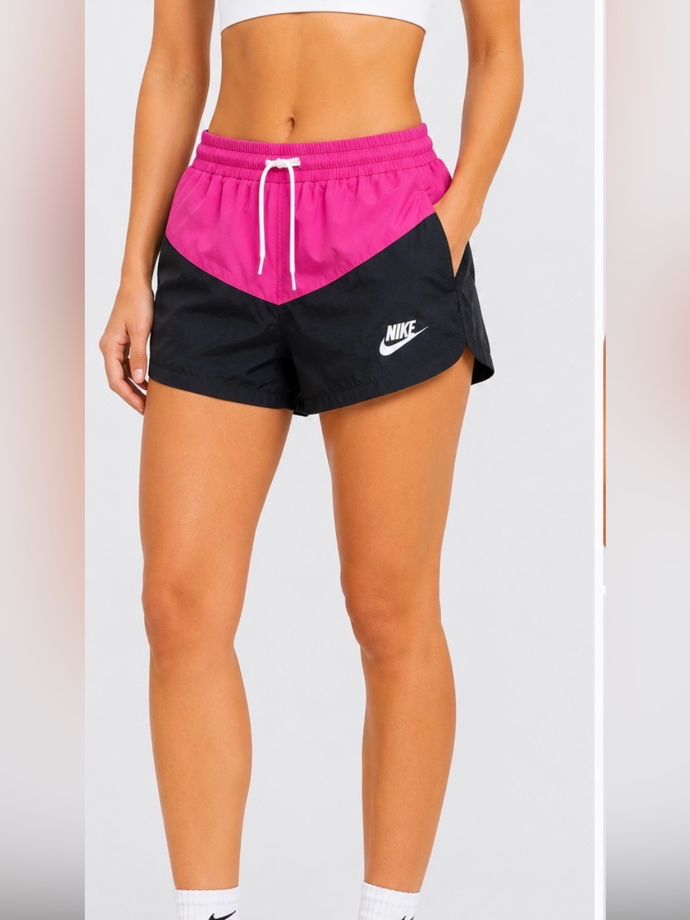 Nike Women’s Colorblock Heritage Windbreaker Shorts Pink Black – Size Small